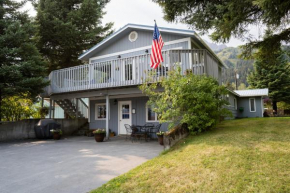 Bears Den Alaska Lodging